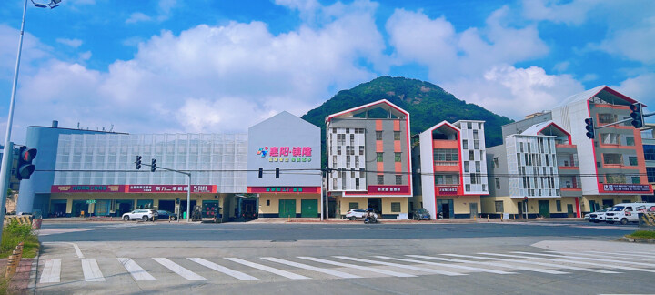 【百千萬(wàn)工程】惠陽(yáng)鎮(zhèn)隆:奮力譜寫(xiě)“低碳智造 綠美荔鄉(xiāng)”新篇章.docx_1